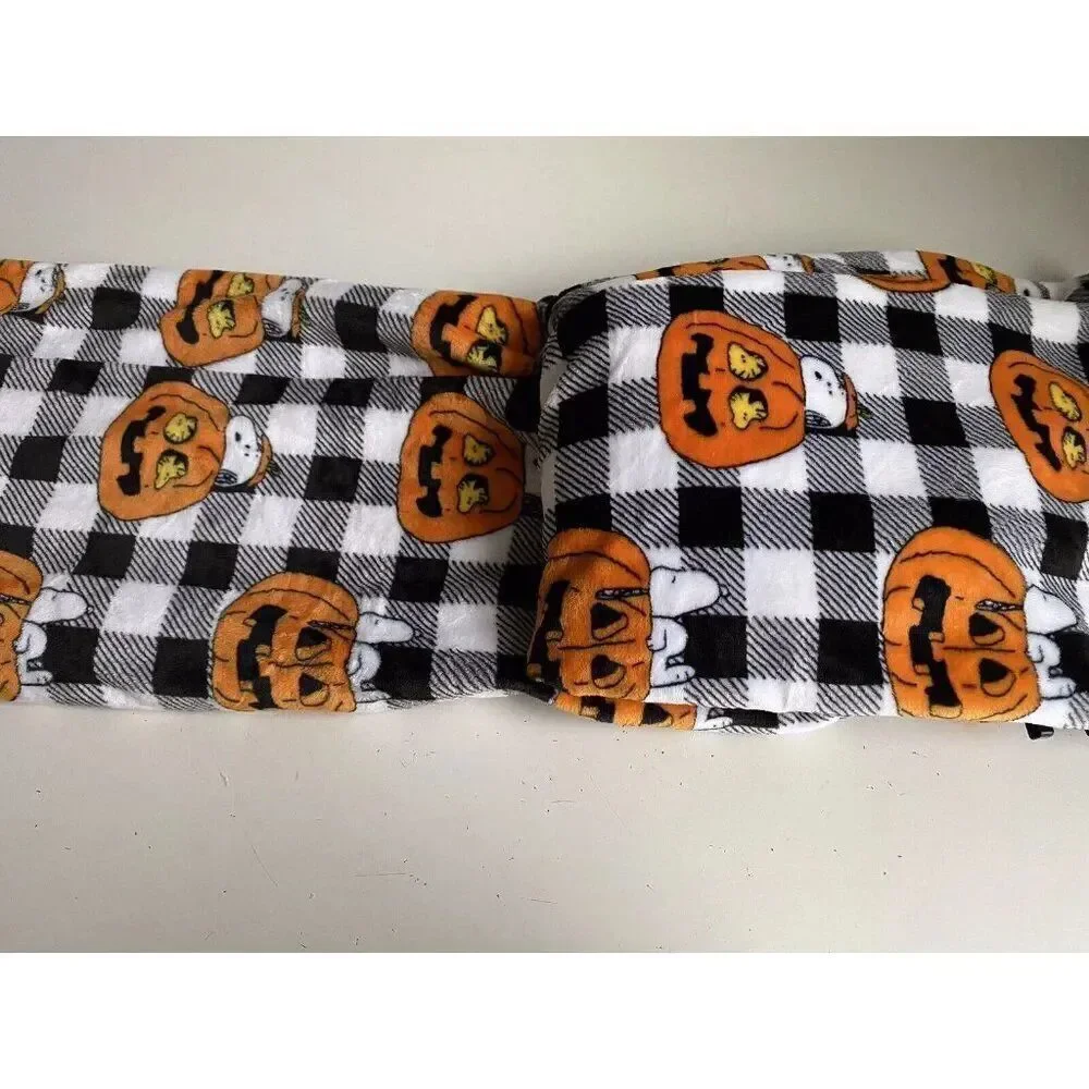 PEANUTS SNOOPY Woodstock Soft THROW Blanket 50”x70” Halloween Jack O Lantern NEW